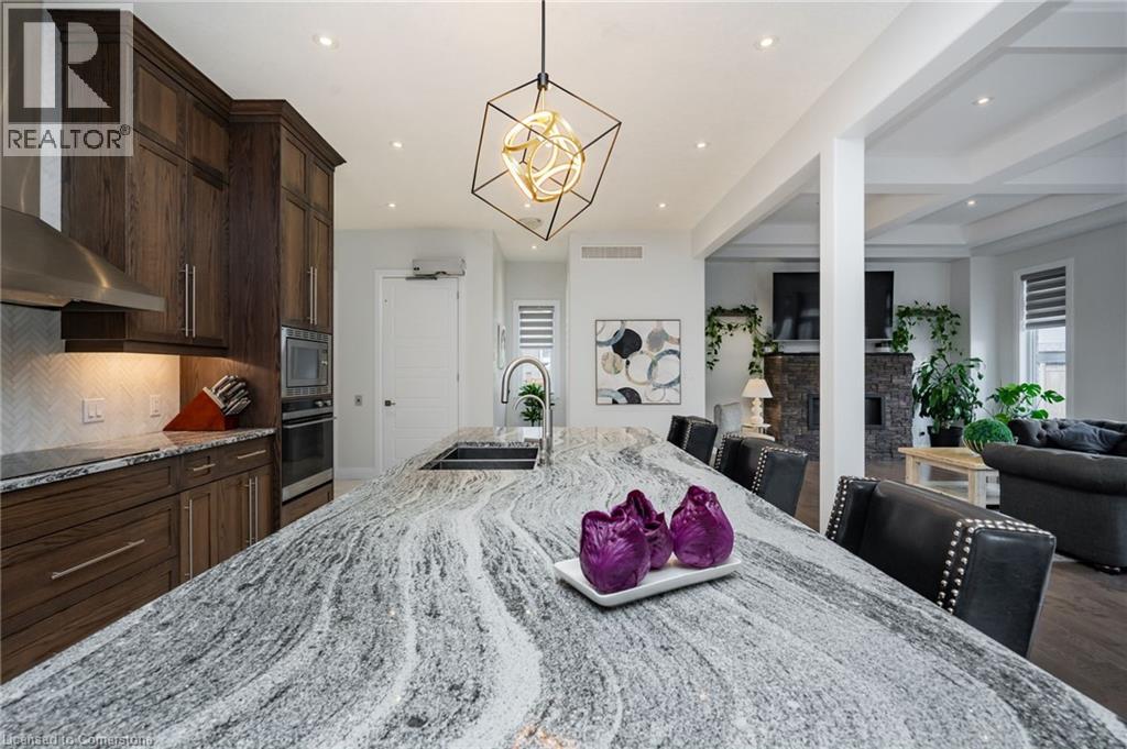 Photo 12 of 920 River Ridge Court, Kitchener ON