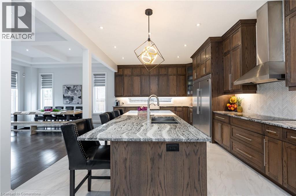 Photo 13 of 920 River Ridge Court, Kitchener ON