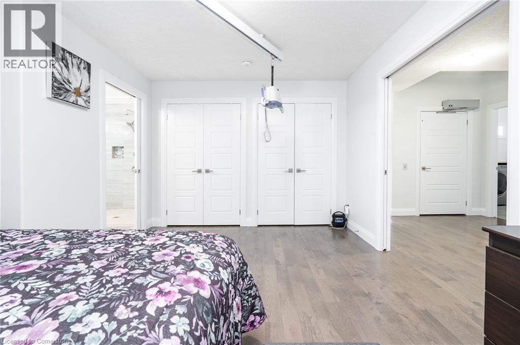 Photo 21 of 920 River Ridge Court, Kitchener ON