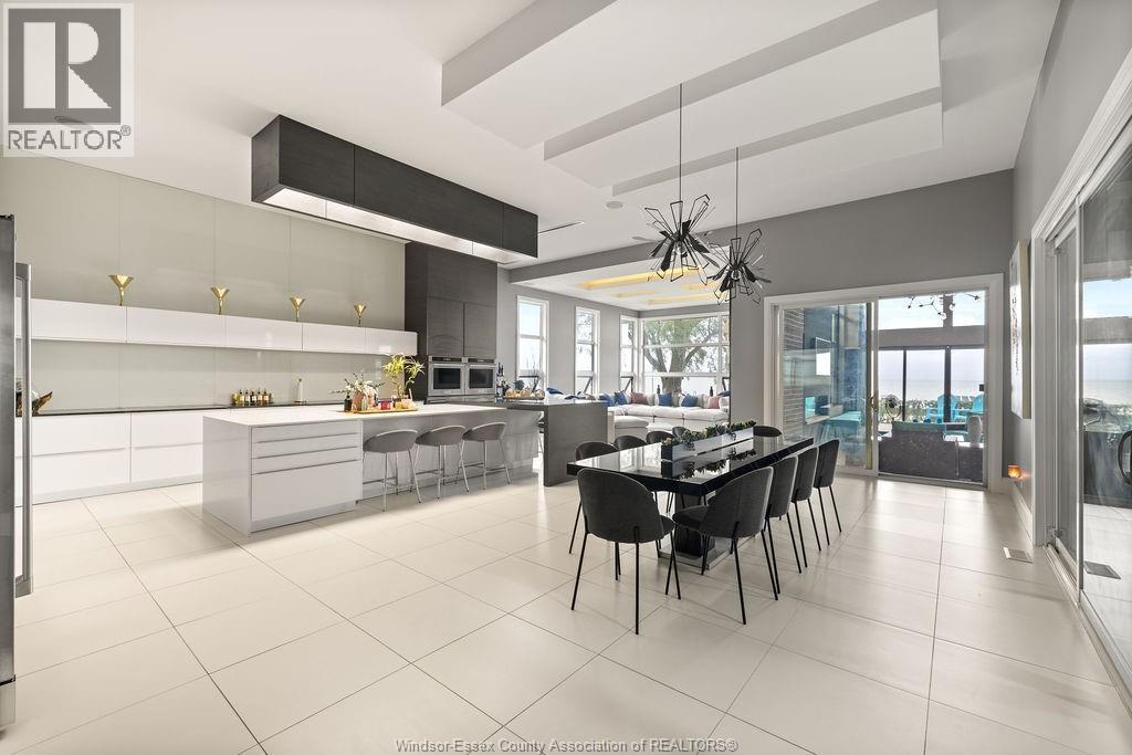 Photo 26 of 551 Ross Beach Road, Lakeshore ON