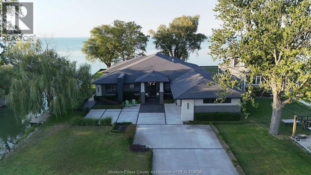 Photo 43 of 551 Ross Beach Road, Lakeshore ON
