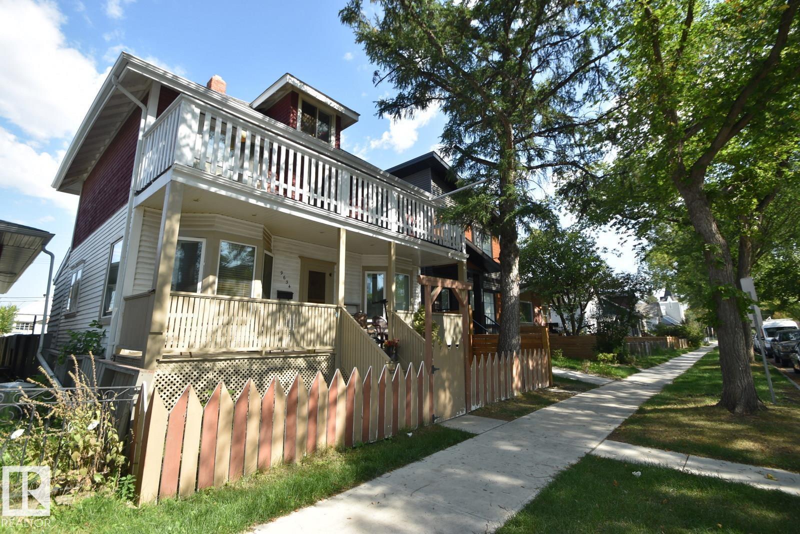 Photo 1 of 9634 110 Av Nw, Edmonton AB