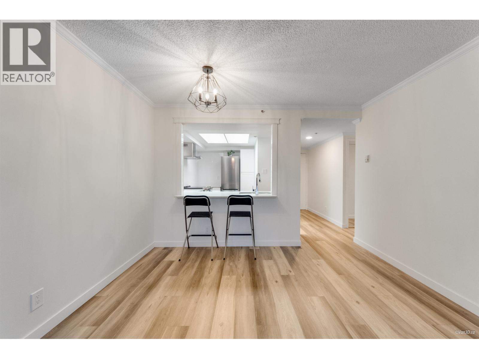 Photo 16 of 601 460 Westview Street, Coquitlam BC
