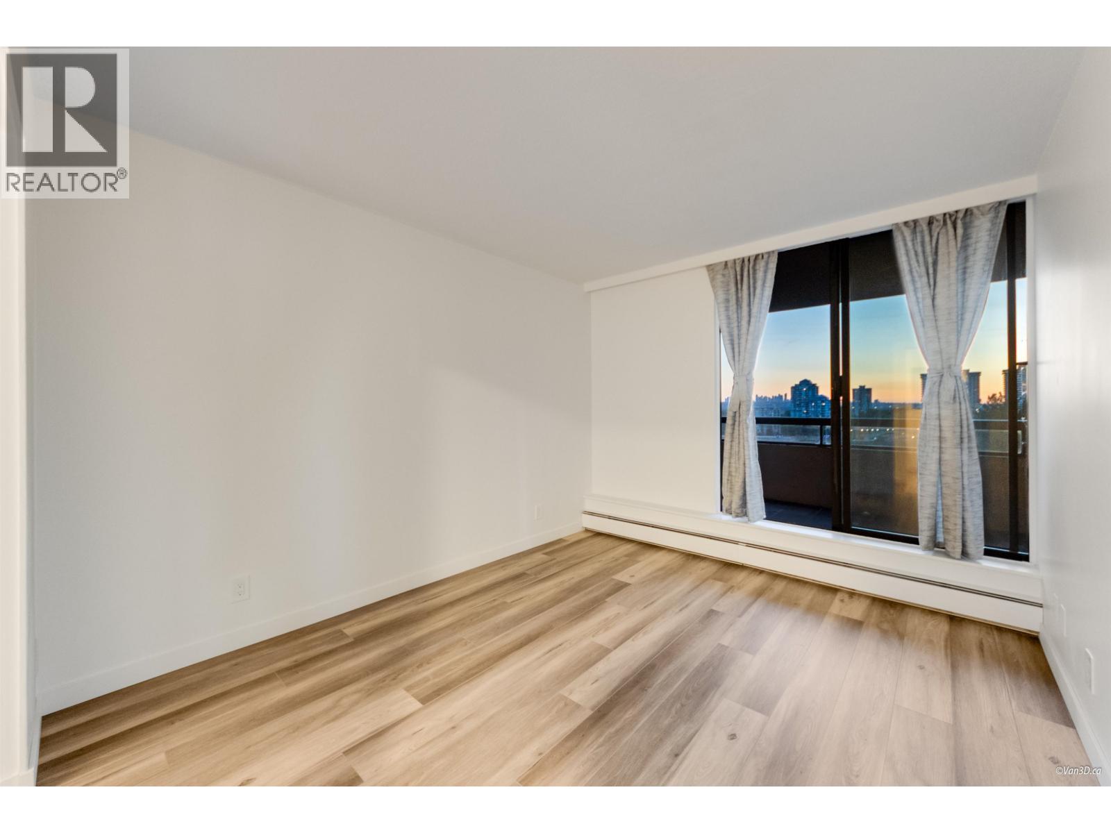 Photo 14 of 601 460 Westview Street, Coquitlam BC