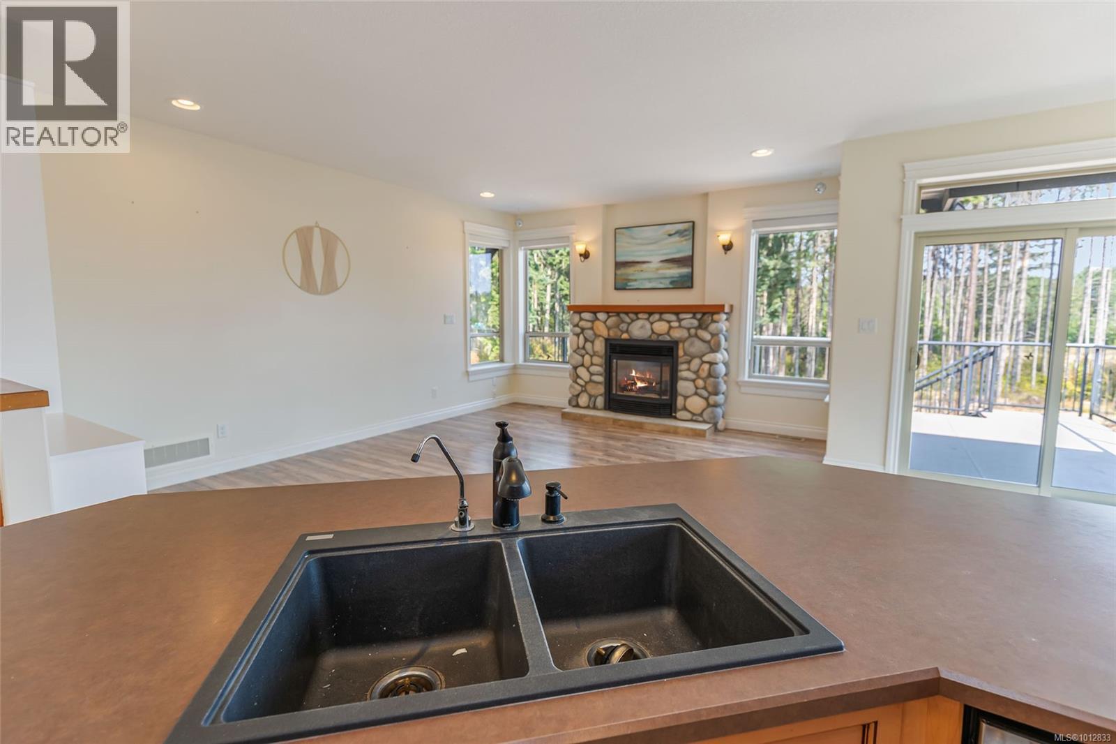 Photo 16 of 708 Rivers Edge Dr, Nanoose Bay BC
