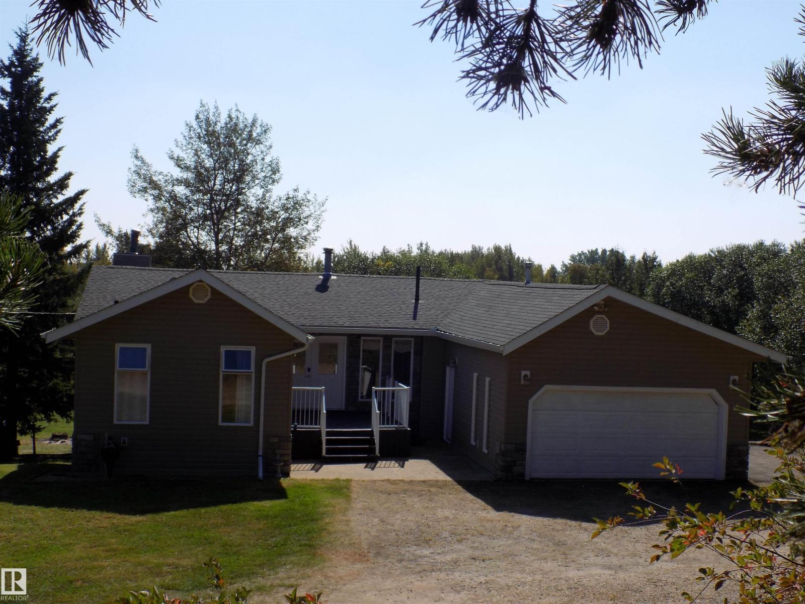 Photo 1 of 43 464079 Rge Rd 244, Rural Wetaskiwin County AB