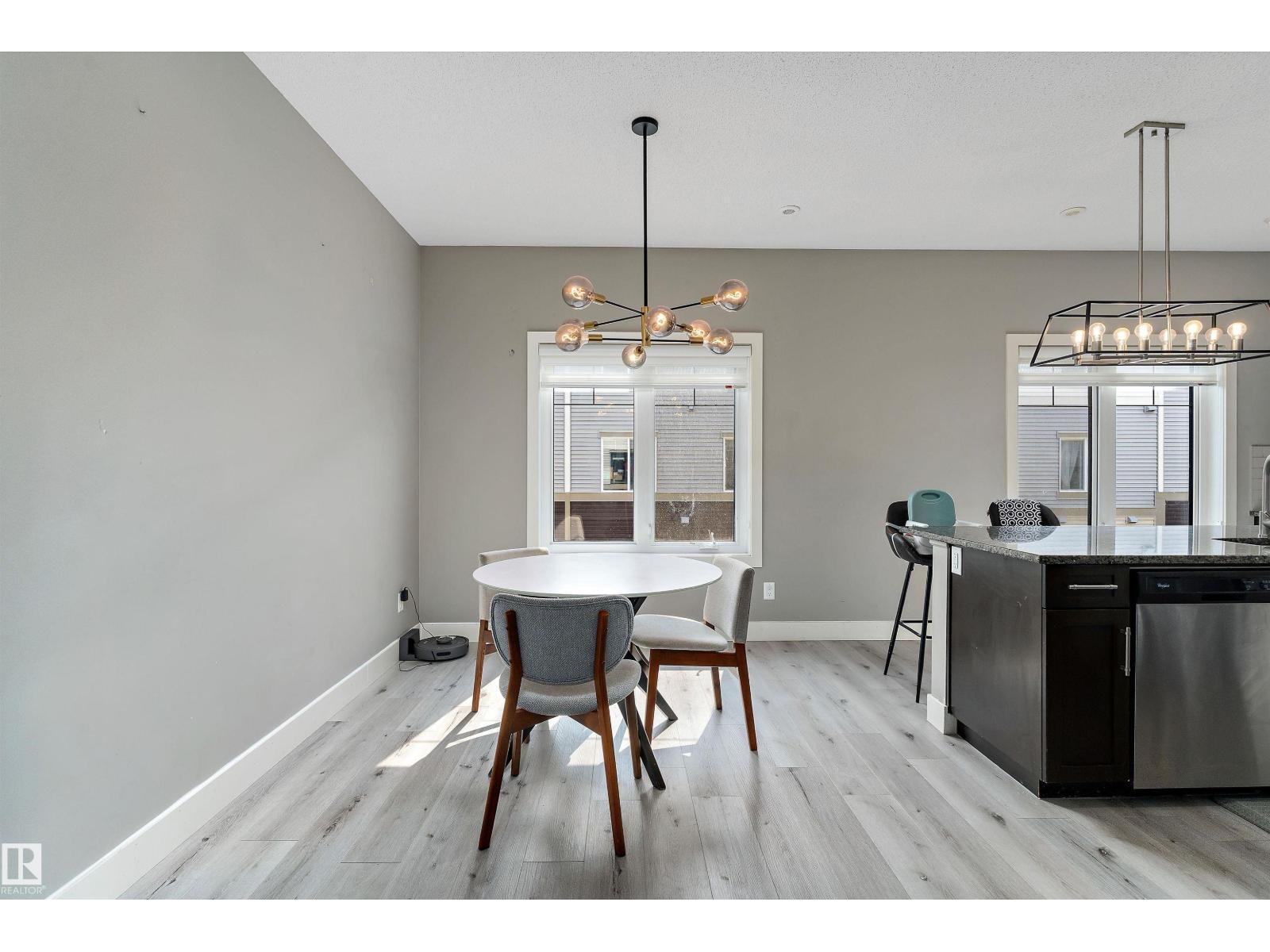 Photo 13 of 99 804 Welsh Dr Sw, Edmonton AB