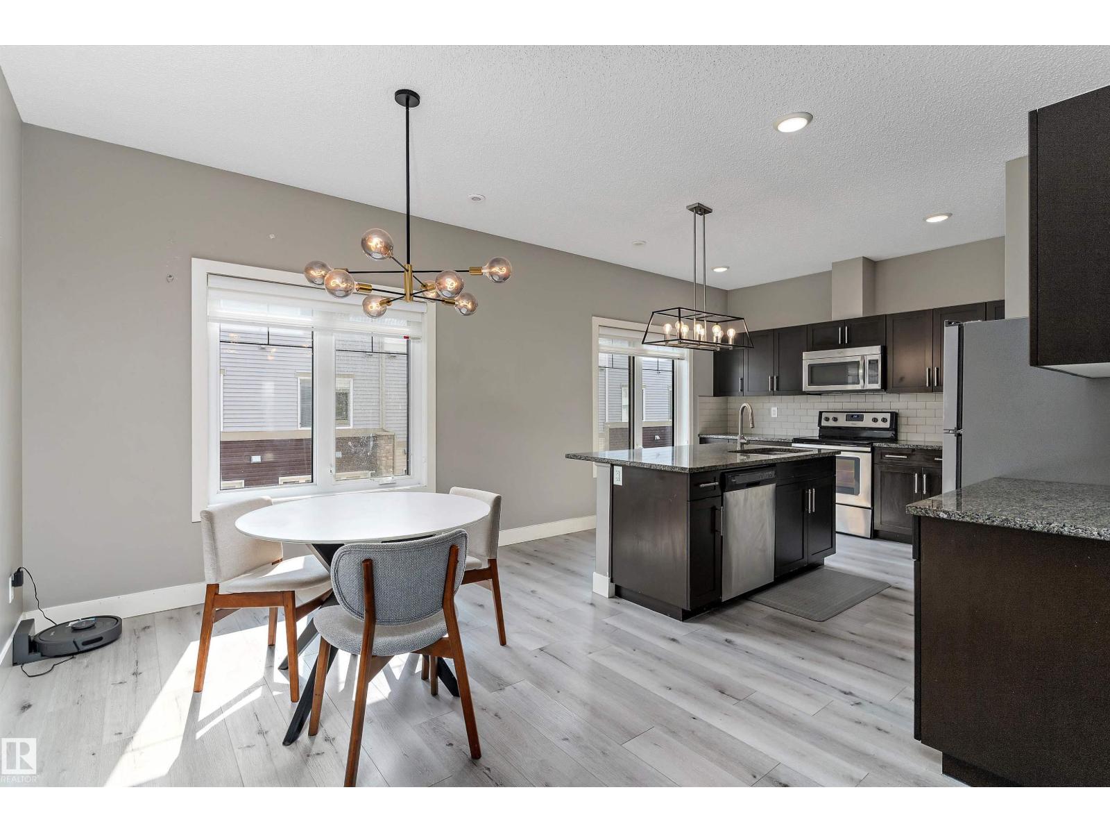 Photo 21 of 99 804 Welsh Dr Sw, Edmonton AB