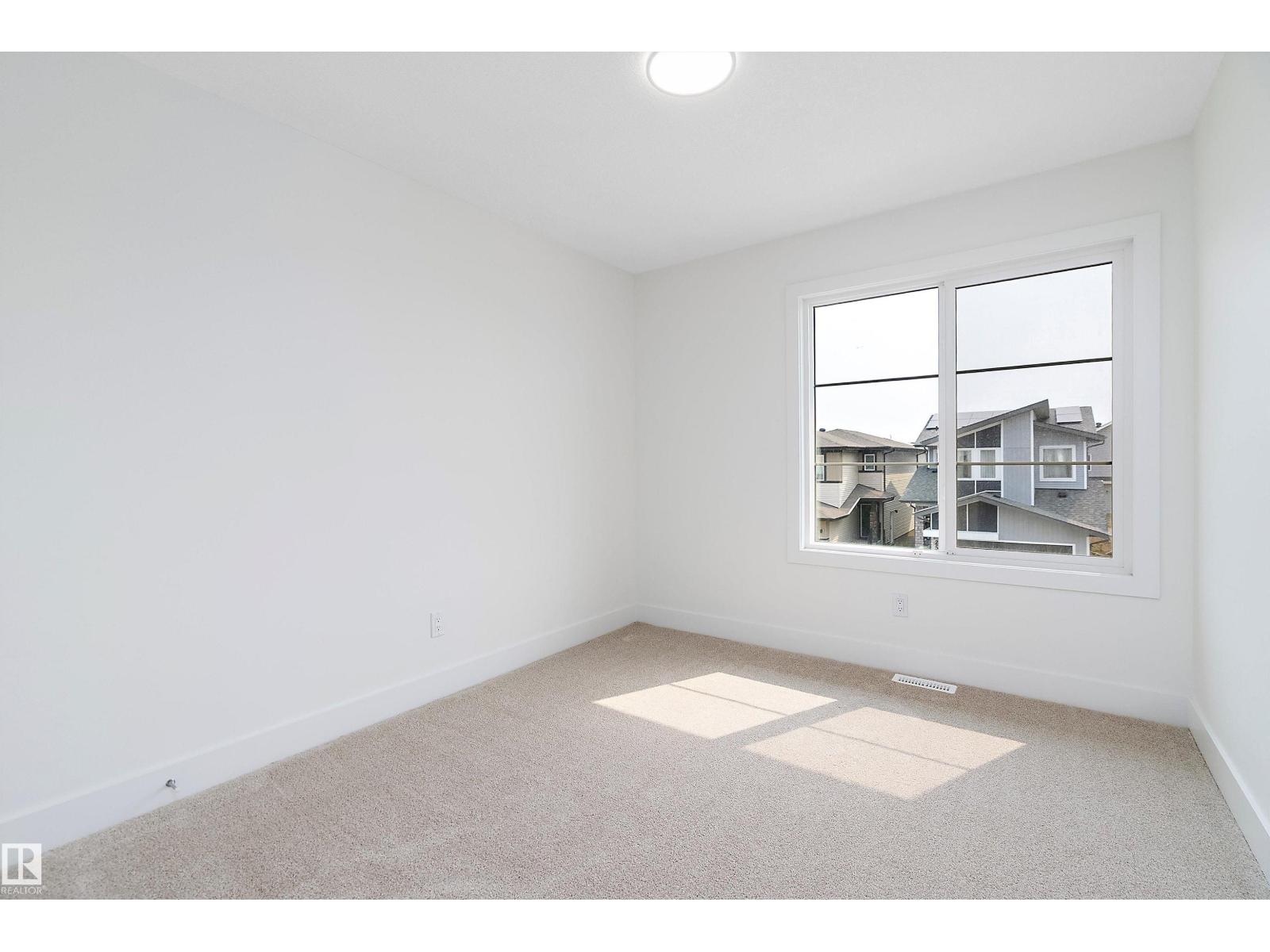 Photo 37 of 2532 210 St Nw, Edmonton AB