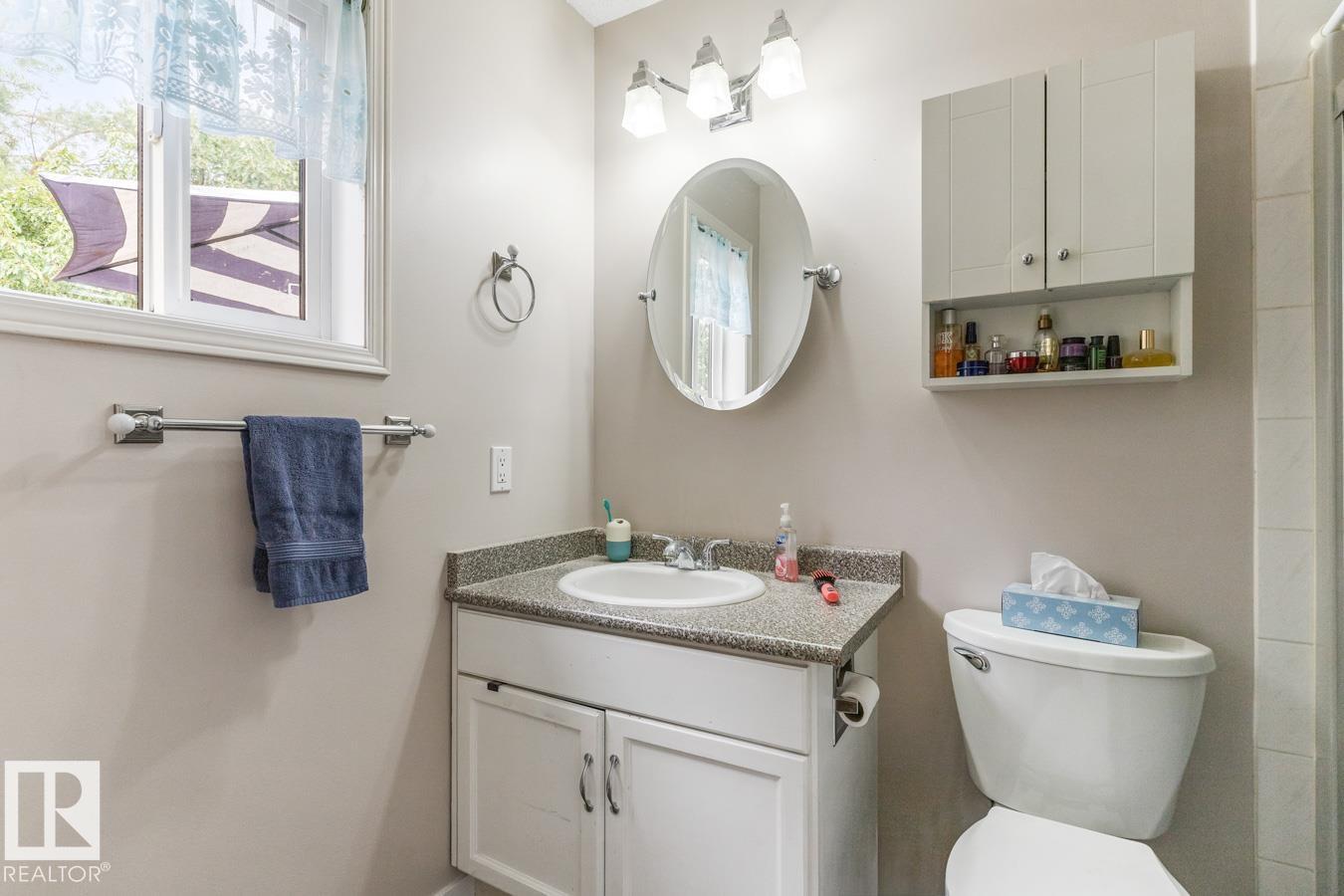 Photo 17 of 259 Regency Dr, Sherwood Park AB
