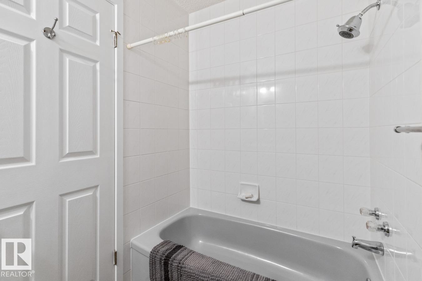 Photo 23 of 259 Regency Dr, Sherwood Park AB