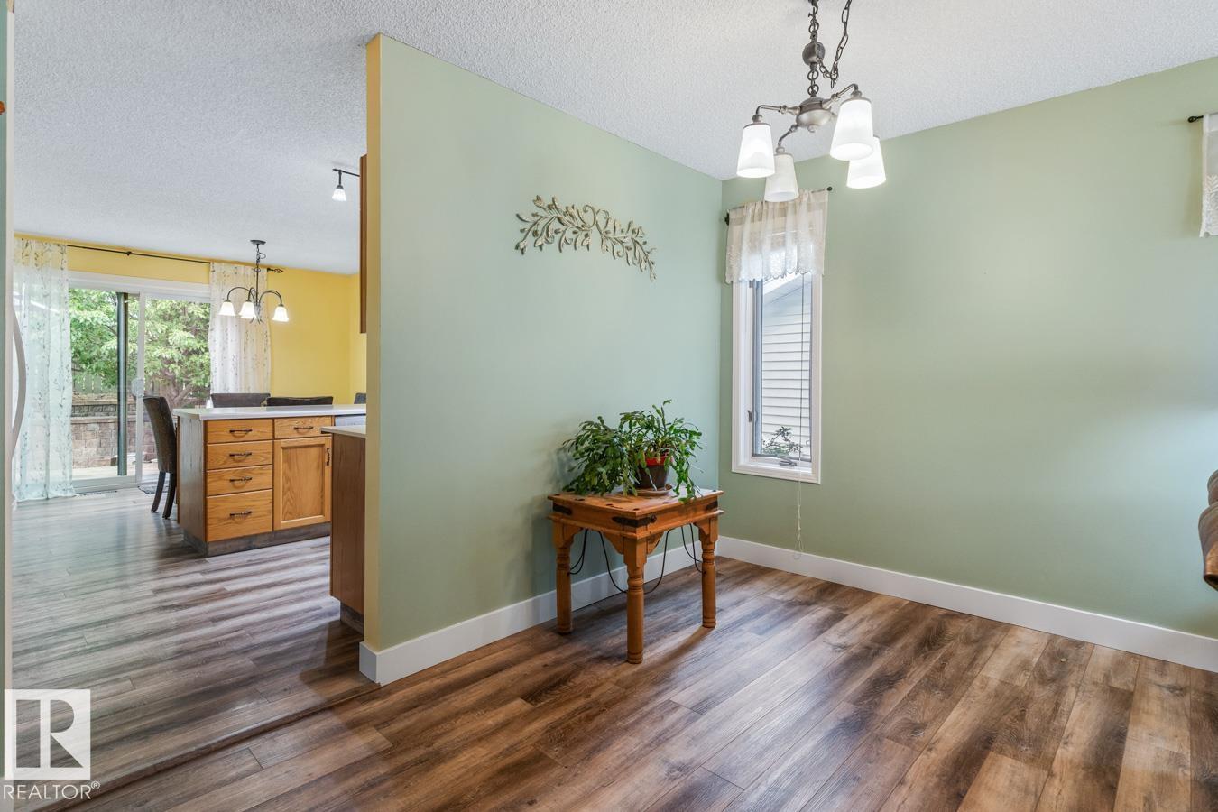 Photo 6 of 259 Regency Dr, Sherwood Park AB