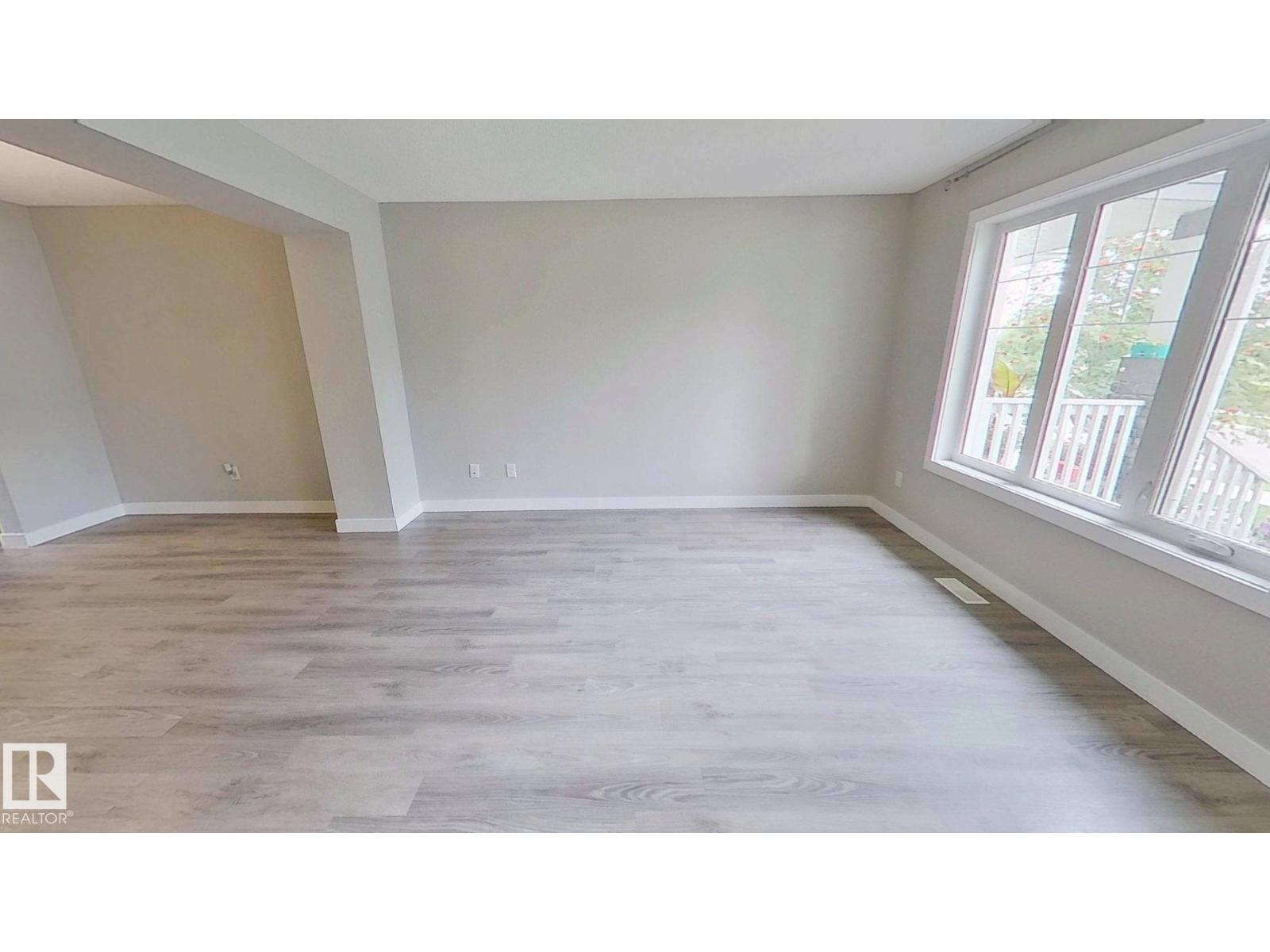 Photo 3 of 5828 65 St, Beaumont AB