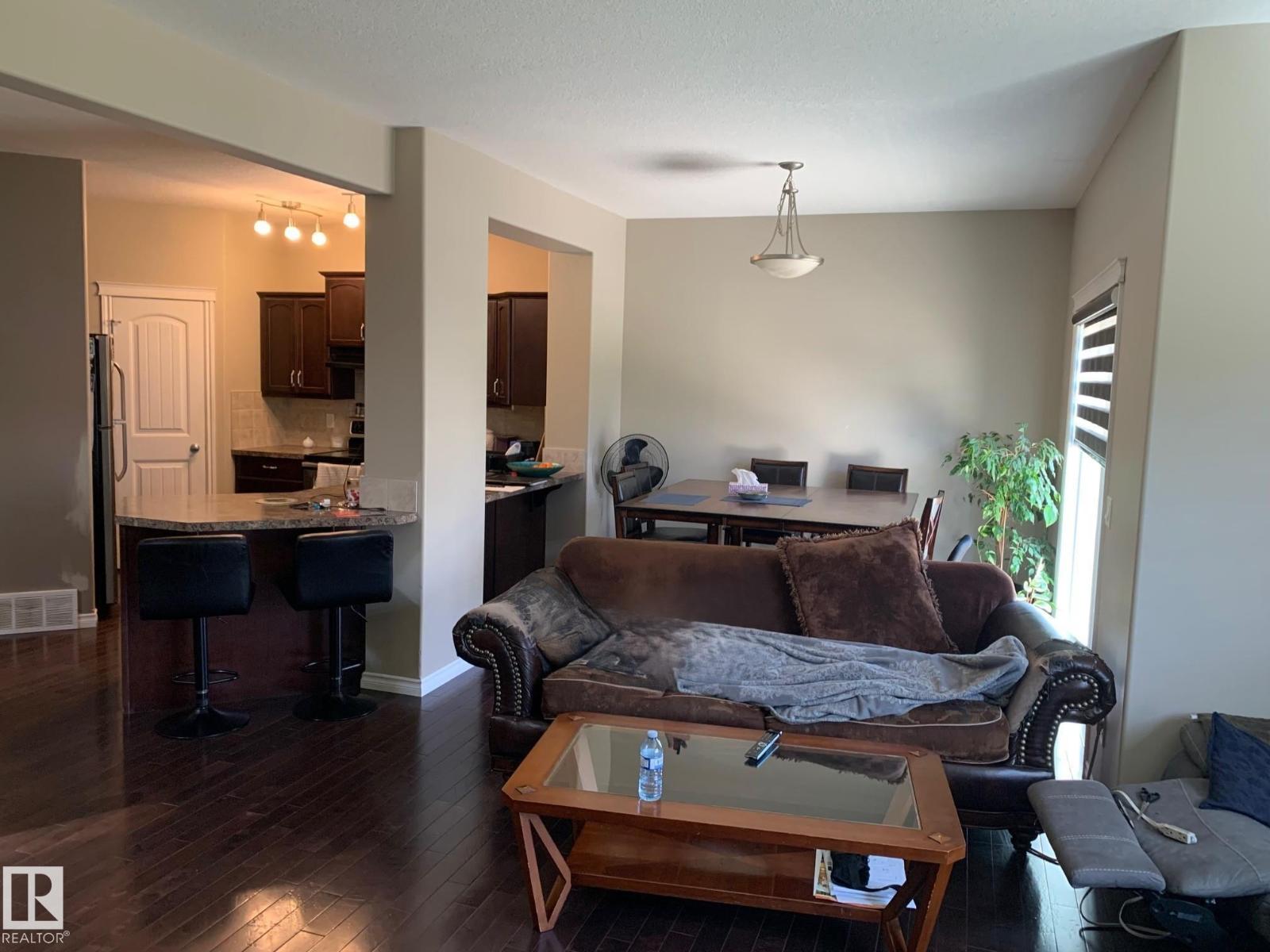 Photo 5 of 1741 63 A St Sw, Edmonton AB