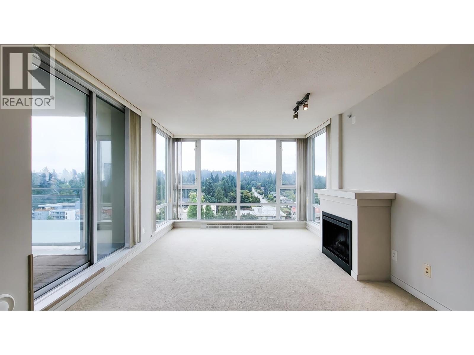 Photo 2 of 1708 9868 Cameron Street, Burnaby BC