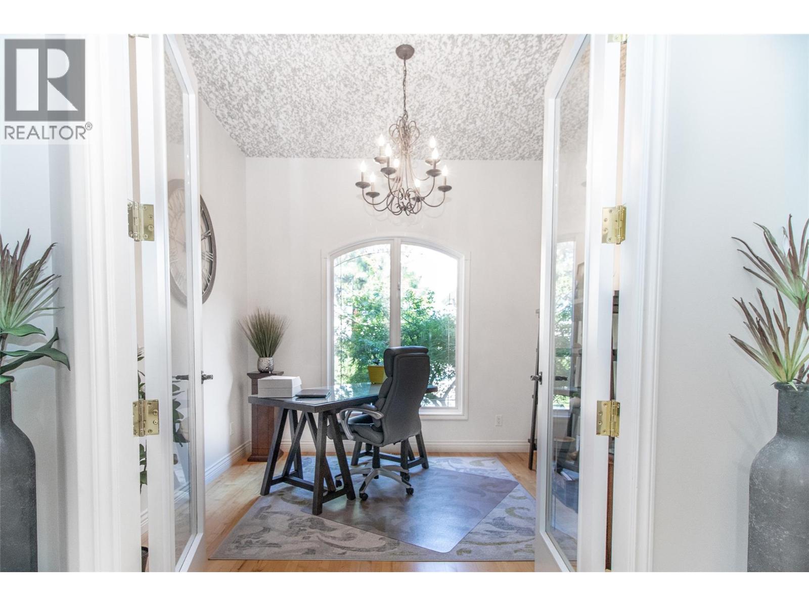  3349 Larkspur Court, Kelowna
