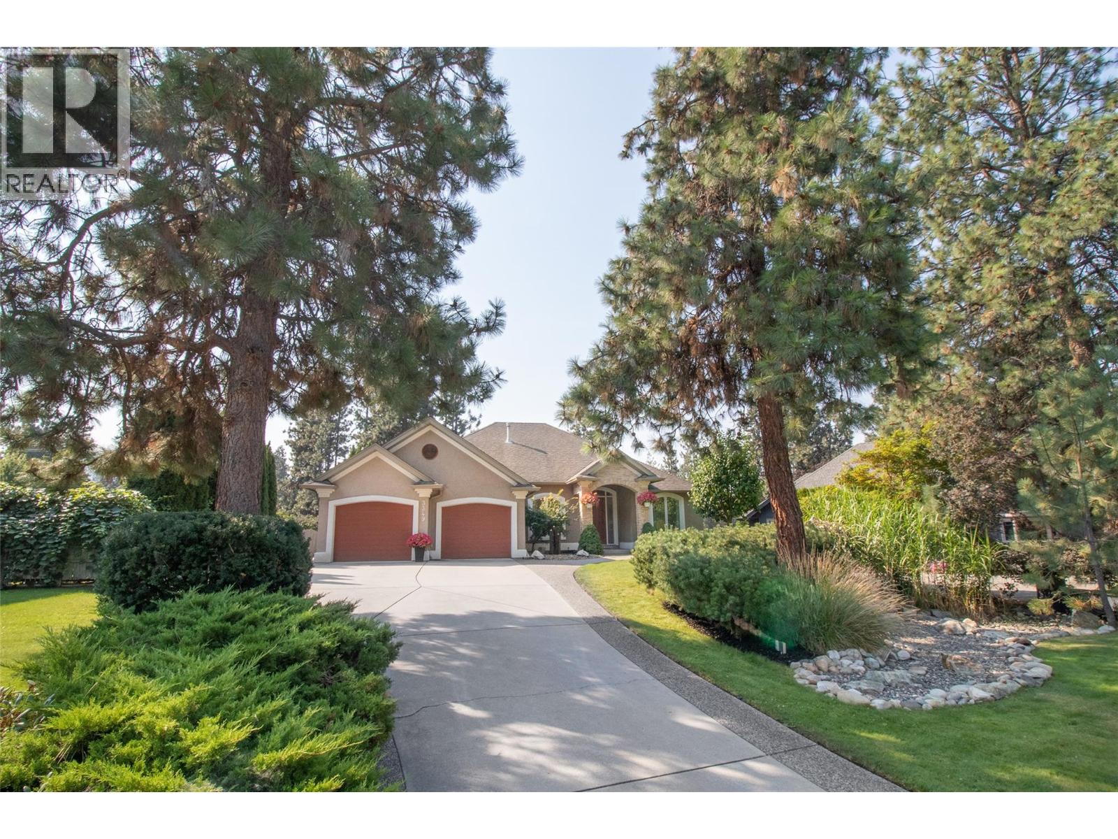  3349 Larkspur Court, Kelowna