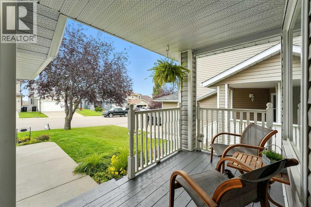Photo 2 of 87 Macewan Park Circle Nw, Calgary AB