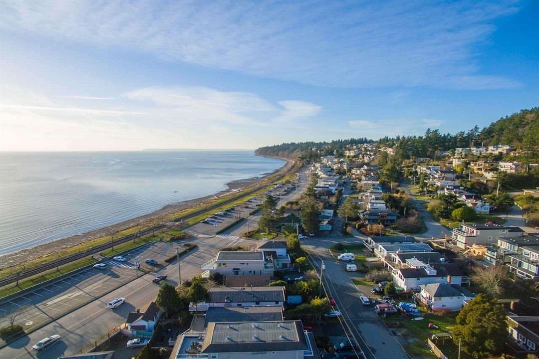 Photo 8 of 14310 Sunset Drive, White Rock BC