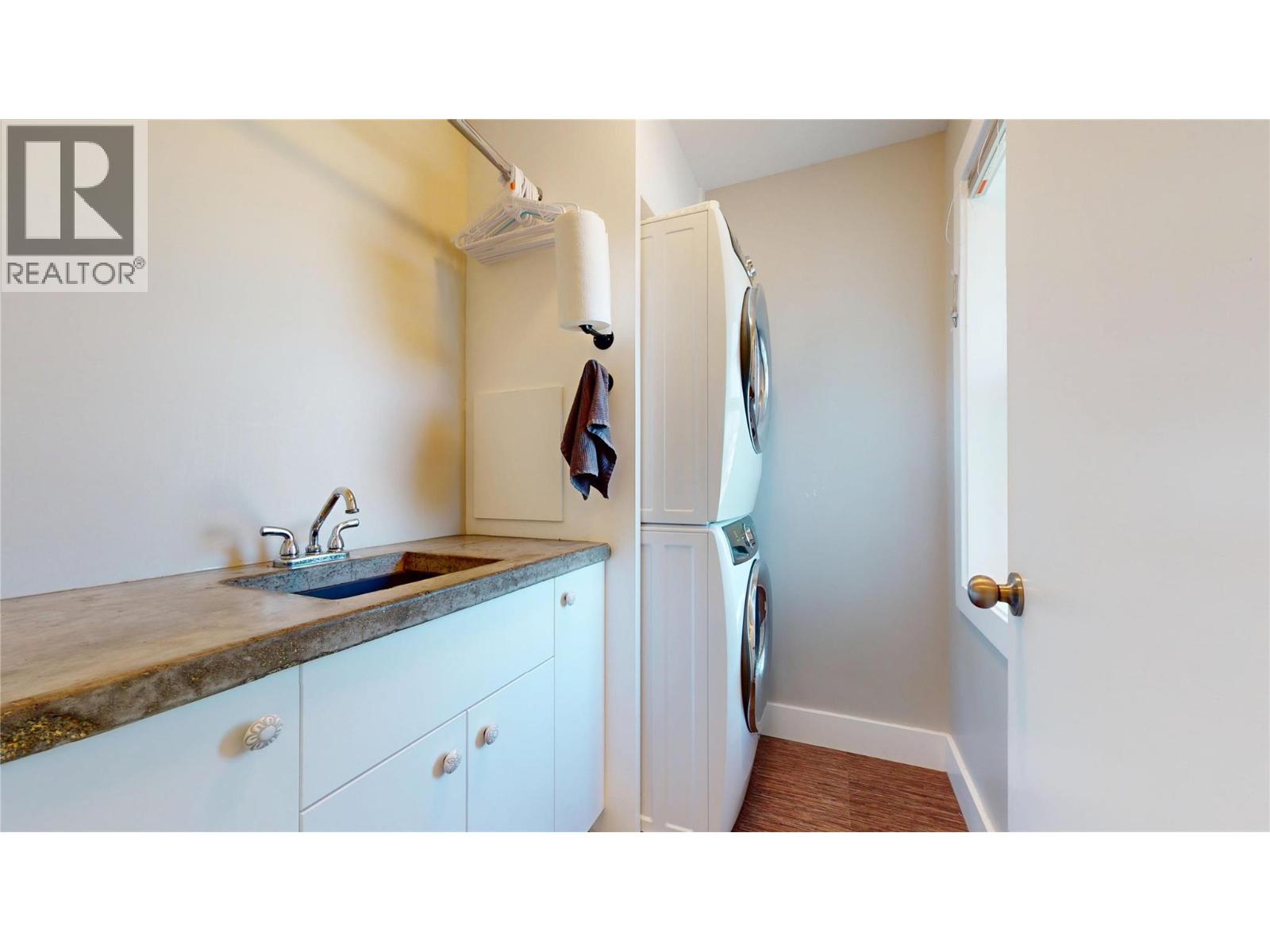 1605 4th Street N, Cranbrook