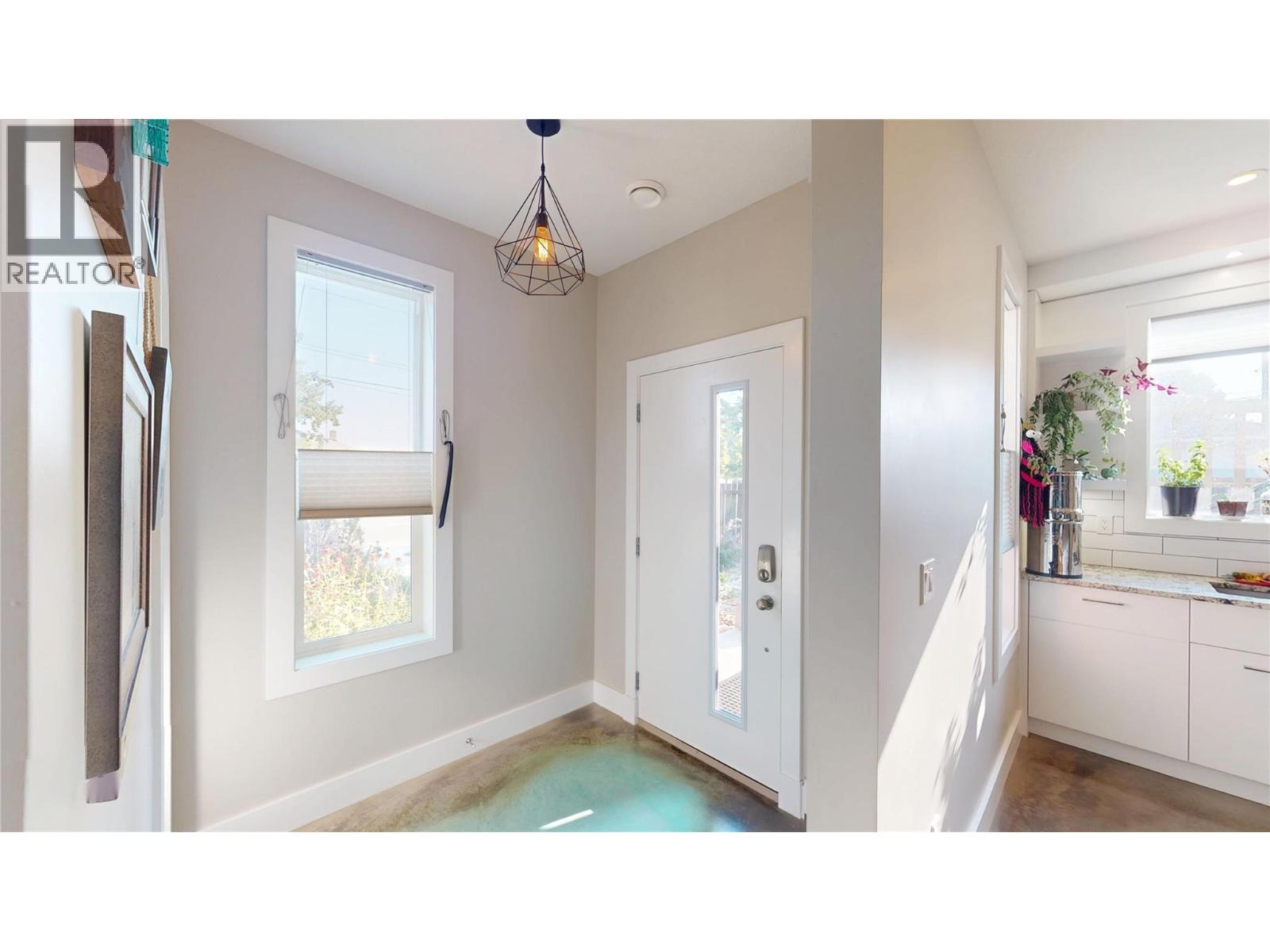 1605 4th Street N, Cranbrook