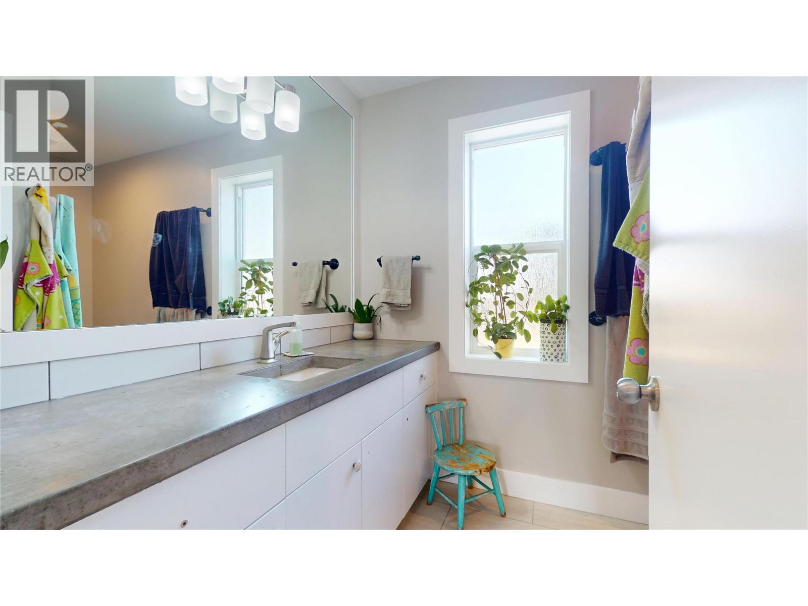 1605 4th Street N, Cranbrook