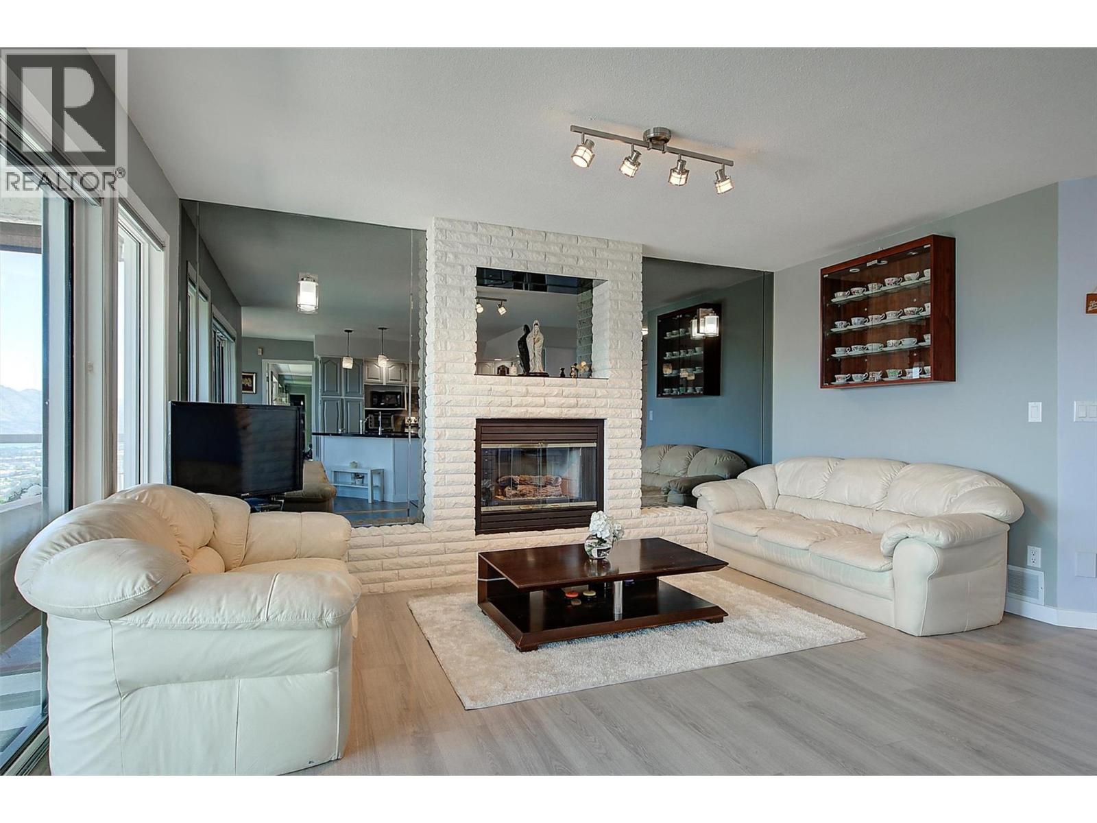  3331 Sundance Drive, West Kelowna