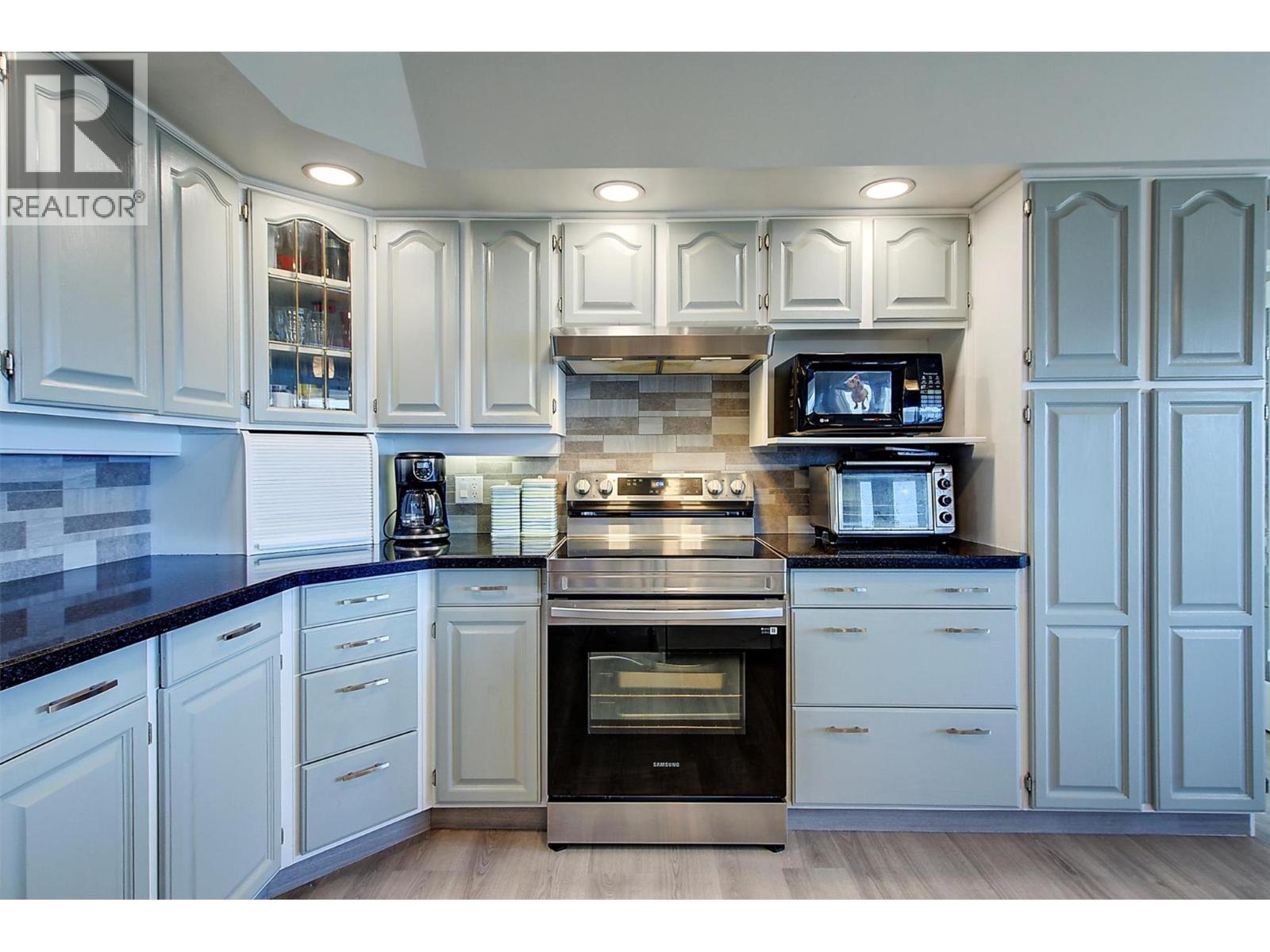  3331 Sundance Drive, West Kelowna