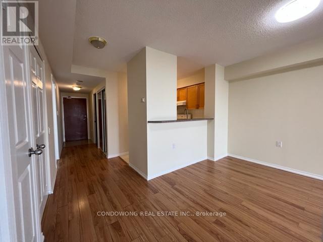 Photo 10 of 2309 35 Finch Avenue E, Toronto ON