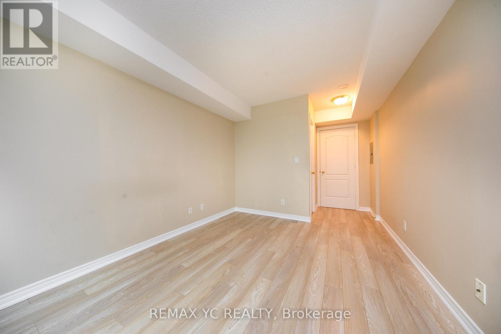 Photo 14 of 311 38 William Carson Crescent, Toronto ON