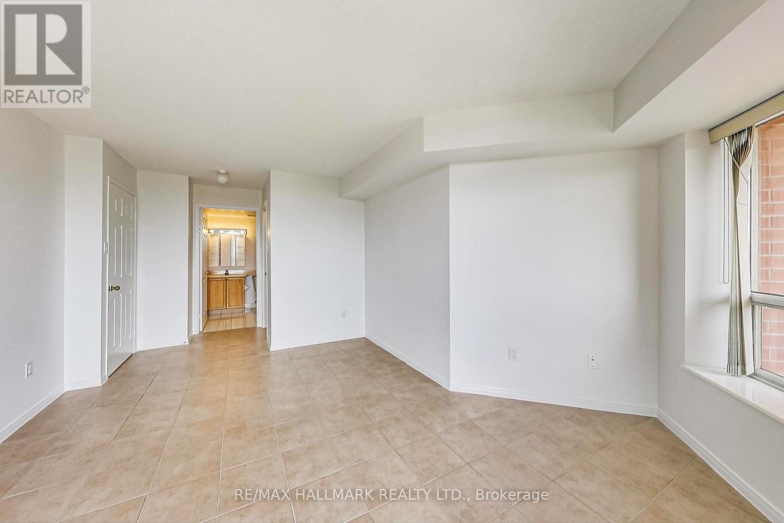 Photo 21 of 405 800 Sheppard Avenue W, Toronto ON