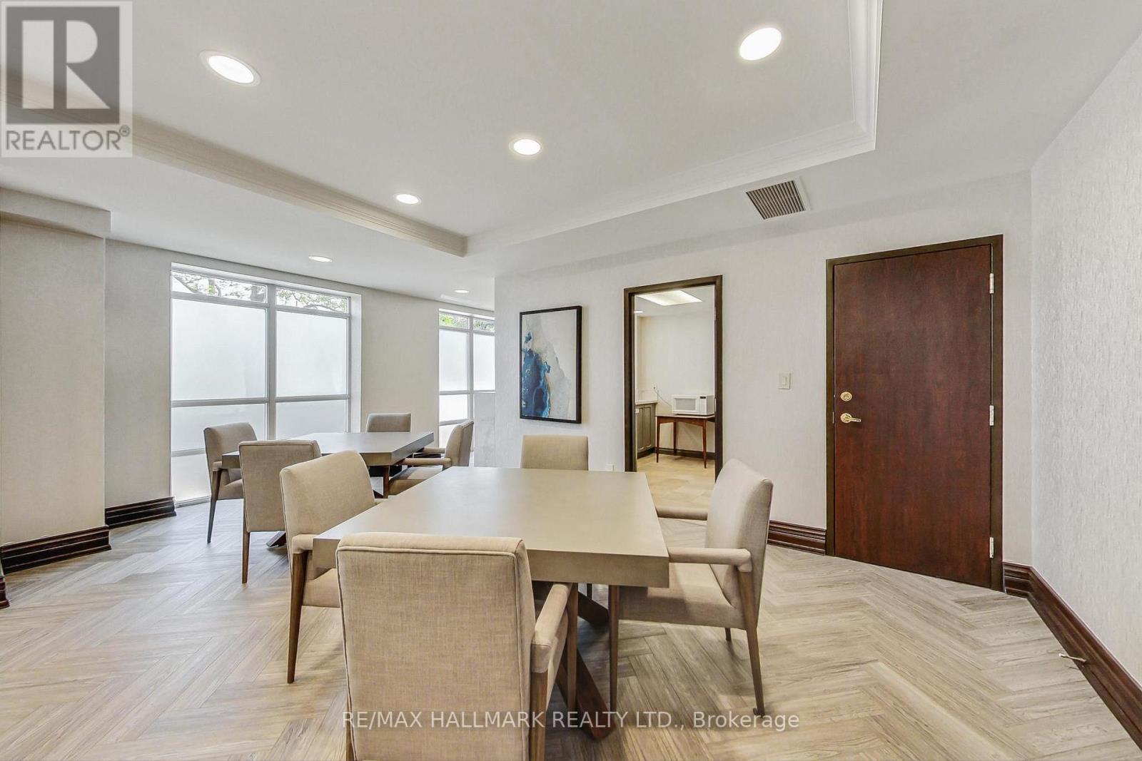 Photo 29 of 405 800 Sheppard Avenue W, Toronto ON
