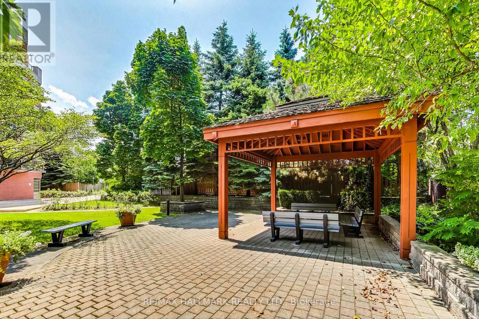 Photo 35 of 405 800 Sheppard Avenue W, Toronto ON
