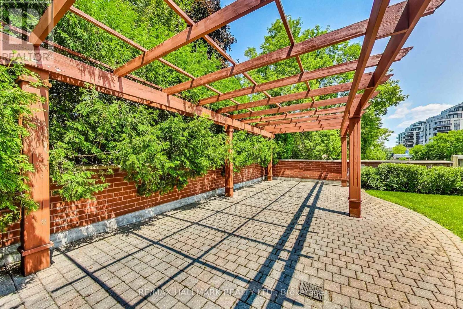 Photo 36 of 405 800 Sheppard Avenue W, Toronto ON