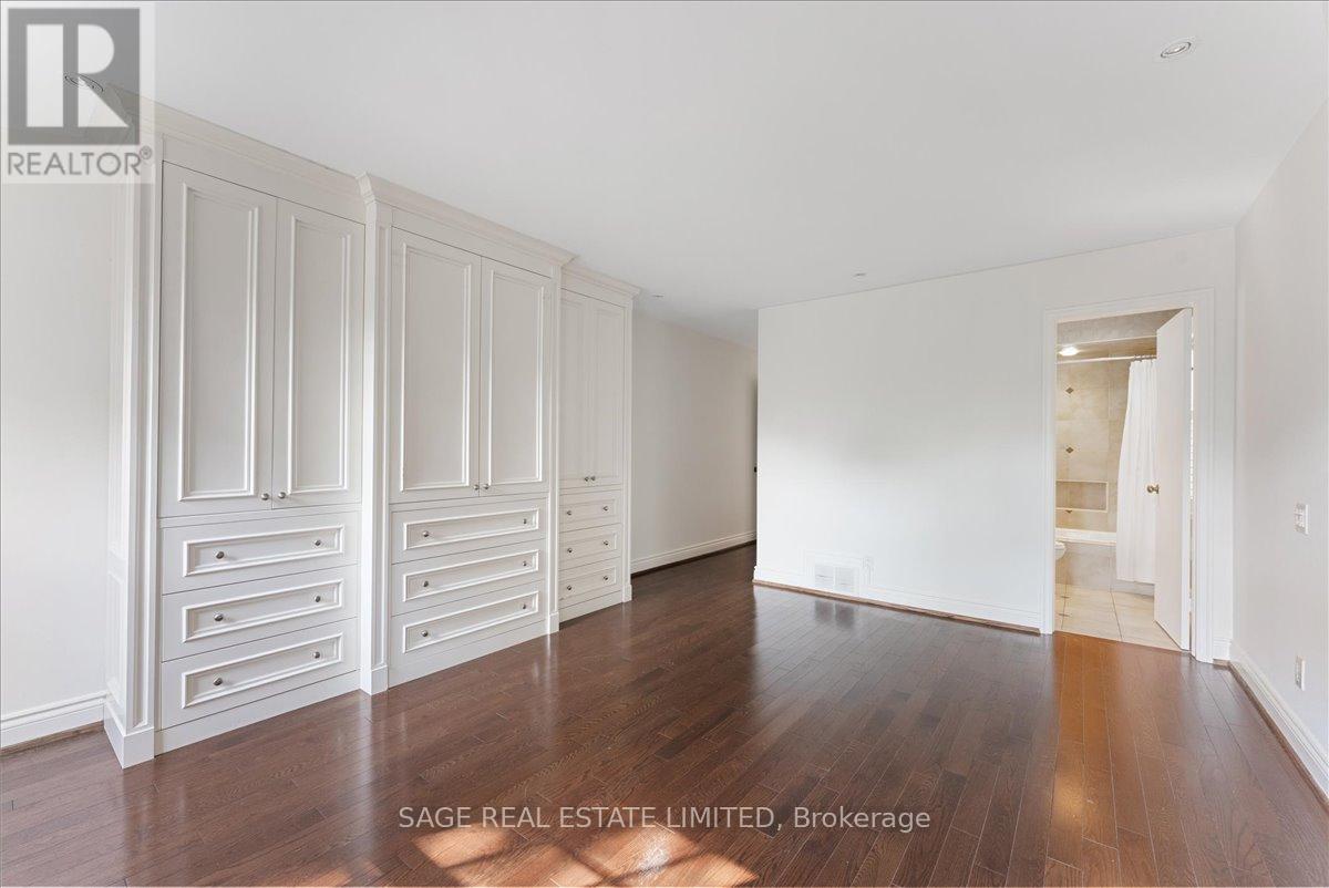 Photo 20 of 88 A Glen Road, Toronto ON