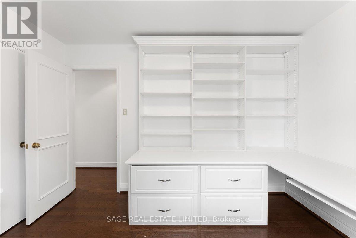 Photo 25 of 88 A Glen Road, Toronto ON
