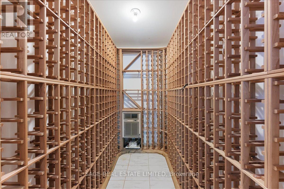 Photo 31 of 88 A Glen Road, Toronto ON