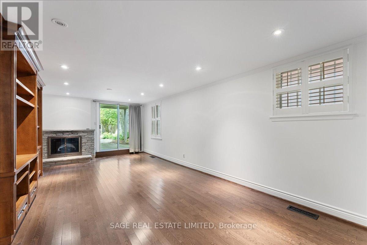 Photo 32 of 88 A Glen Road, Toronto ON