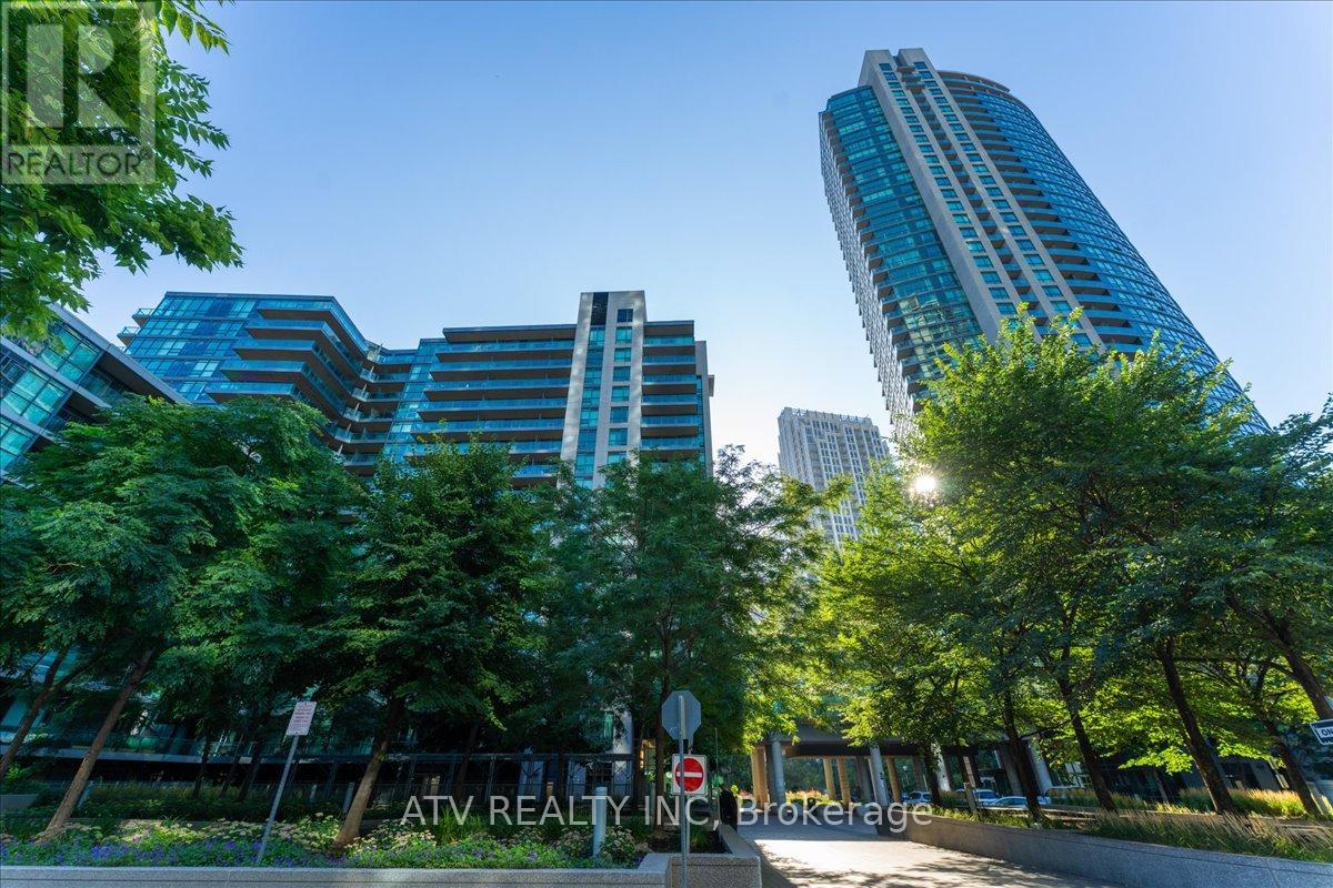 Photo 1 of 961 209 Fort York Boulevard, Toronto ON