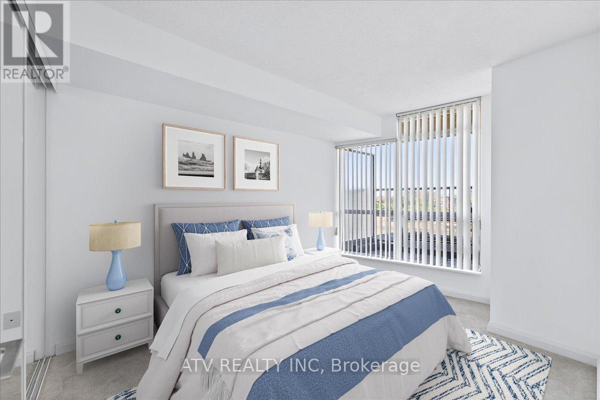 Photo 16 of 961 209 Fort York Boulevard, Toronto ON