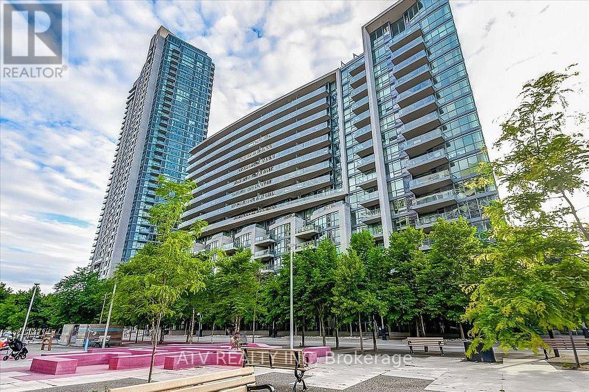 Photo 33 of 961 209 Fort York Boulevard, Toronto ON
