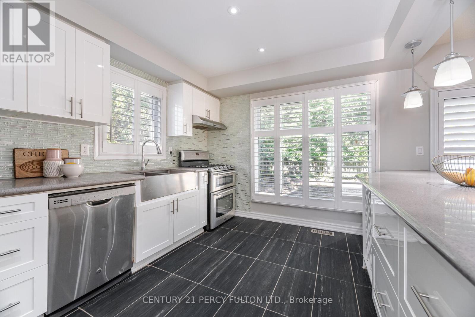 Photo 13 of 4 Radford Drive, Ajax ON