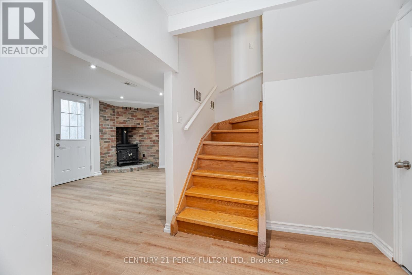 Photo 30 of 4 Radford Drive, Ajax ON