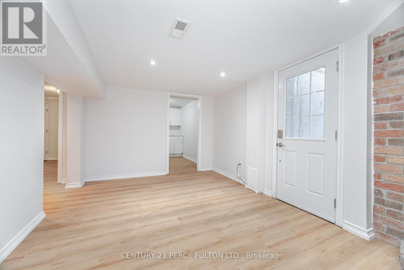 Photo 32 of 4 Radford Drive, Ajax ON