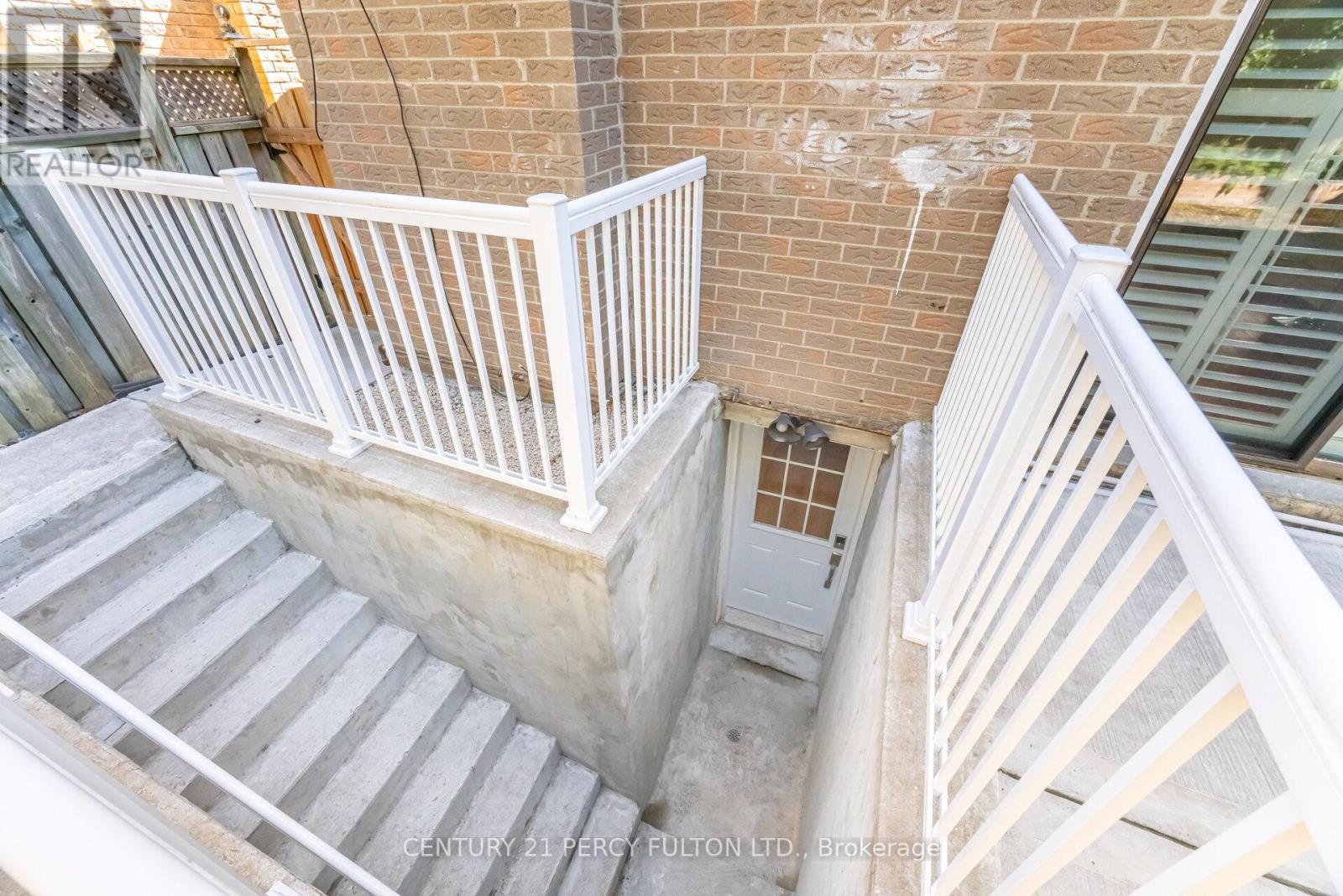 Photo 40 of 4 Radford Drive, Ajax ON