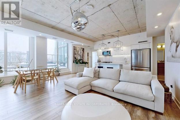 Photo 3 of 816 15 Baseball Place, Toronto ON