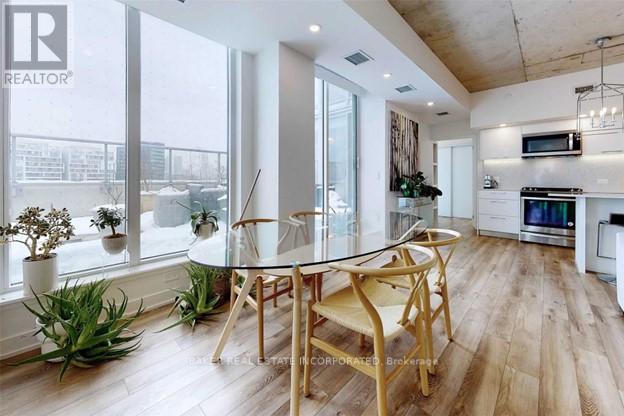 Photo 6 of 816 15 Baseball Place, Toronto ON