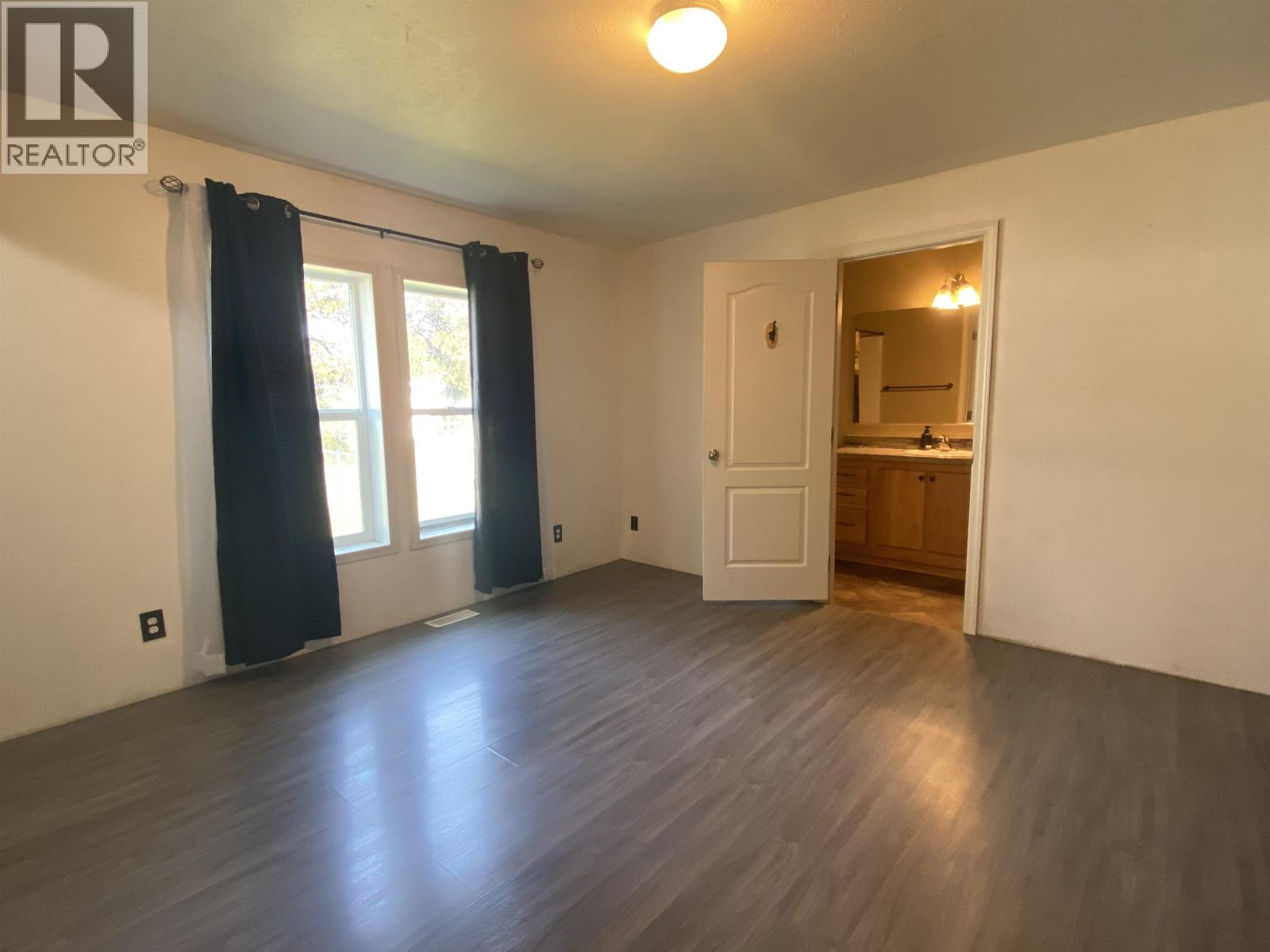 71 3889 MULLER AVENUE, Terrace