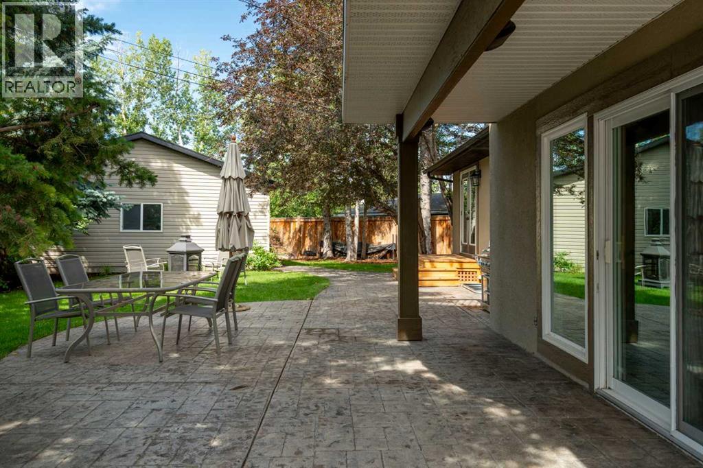 Photo 36 of 419 Willamina Crescent Se, Calgary AB