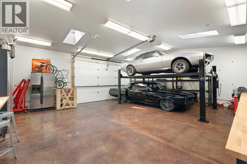 Photo 33 of 419 Willamina Crescent Se, Calgary AB